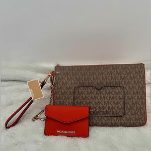 Michael Kors hand bag